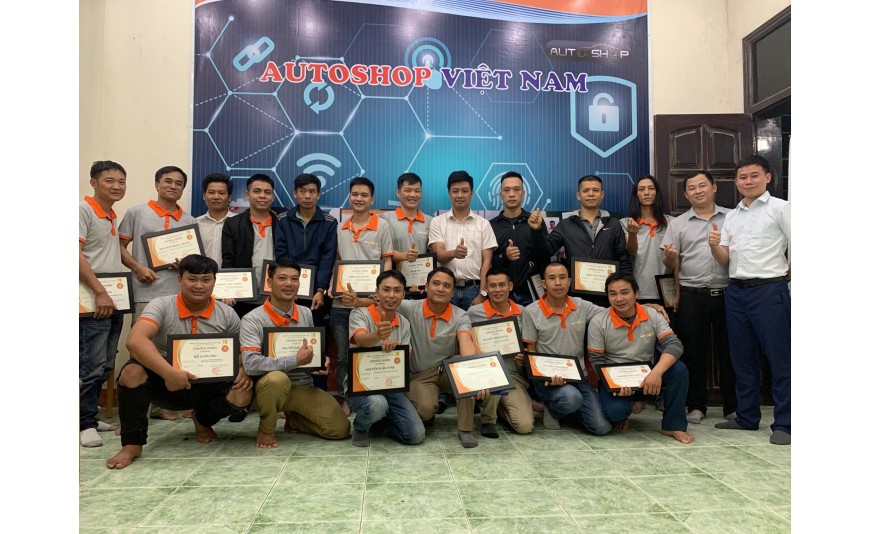 Training smart key system and anti-look braking system technology Training smart key system and anti-look braking system technology